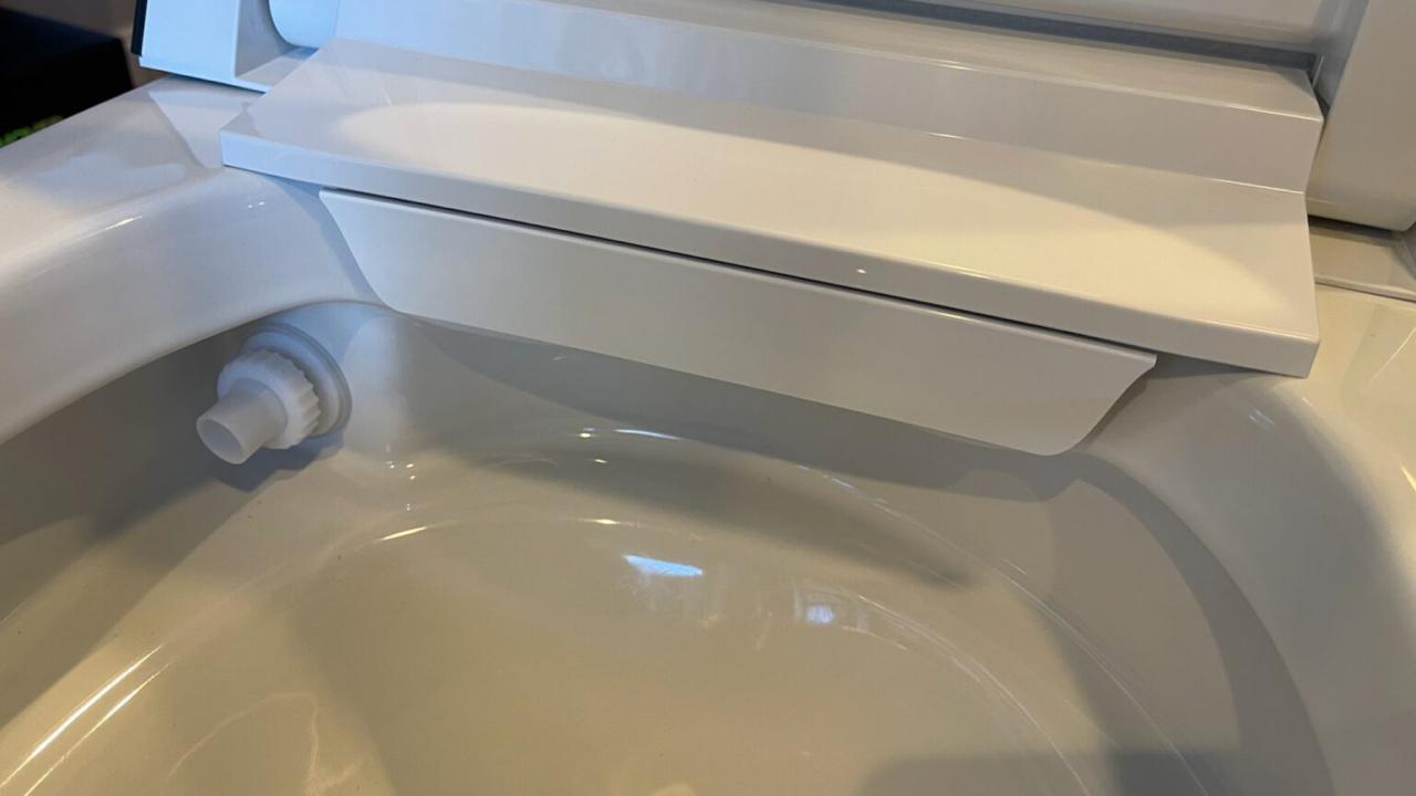 HOROW X70 smart toilet_self-cleaning nozzle