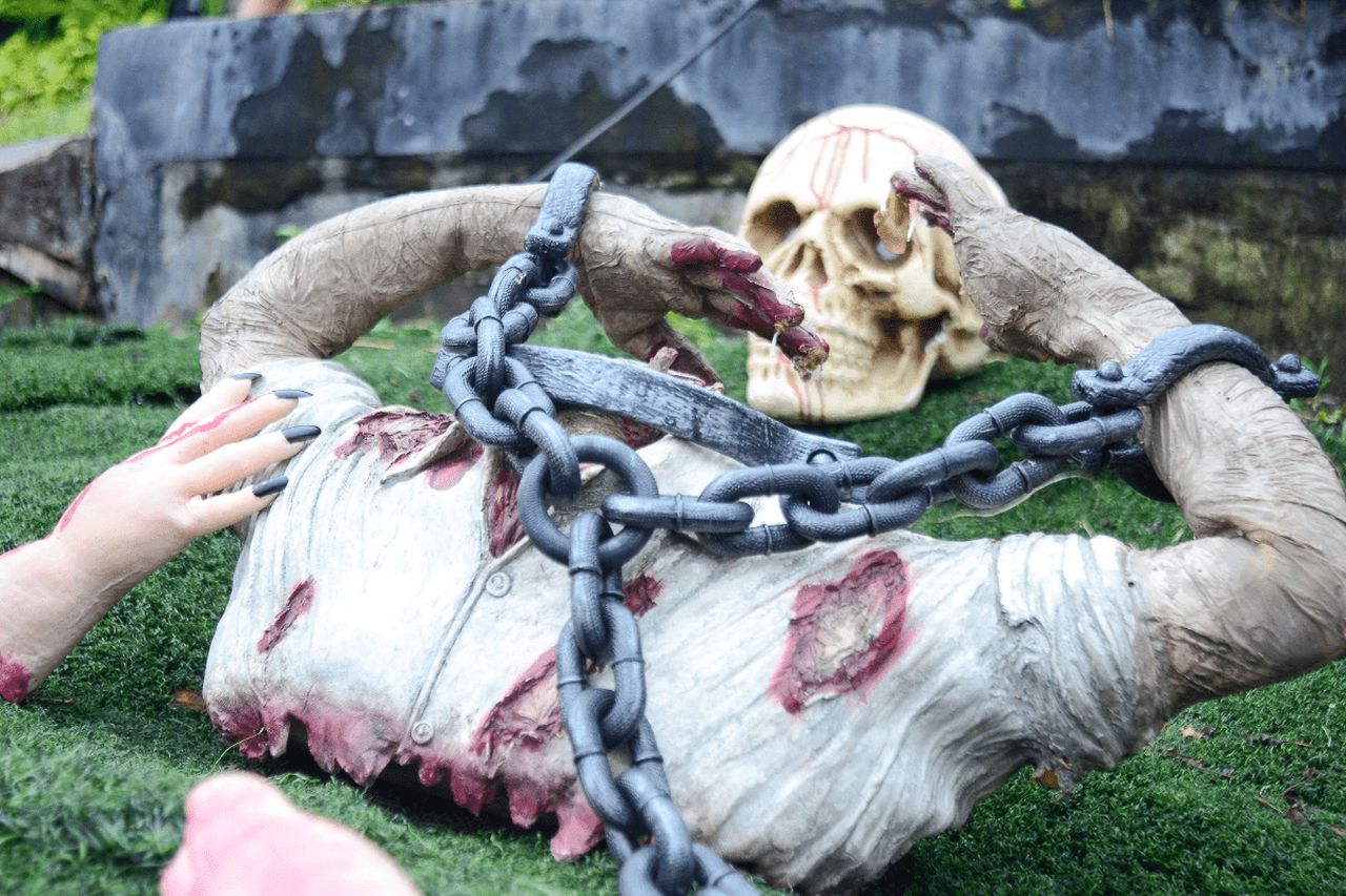 Zombies and Mummy dummies for your RV decoration