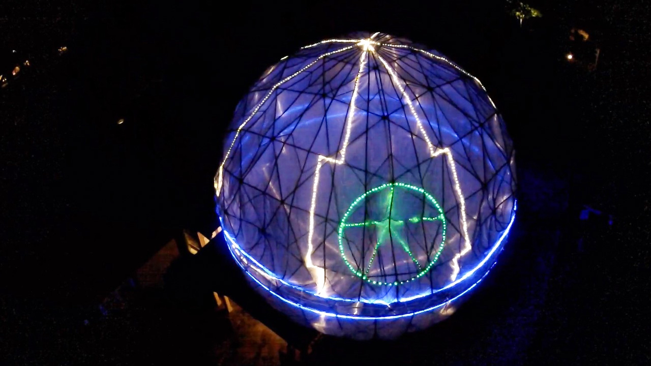 Star Wars Halloween Decoration Ideas - Death Star on the roof
