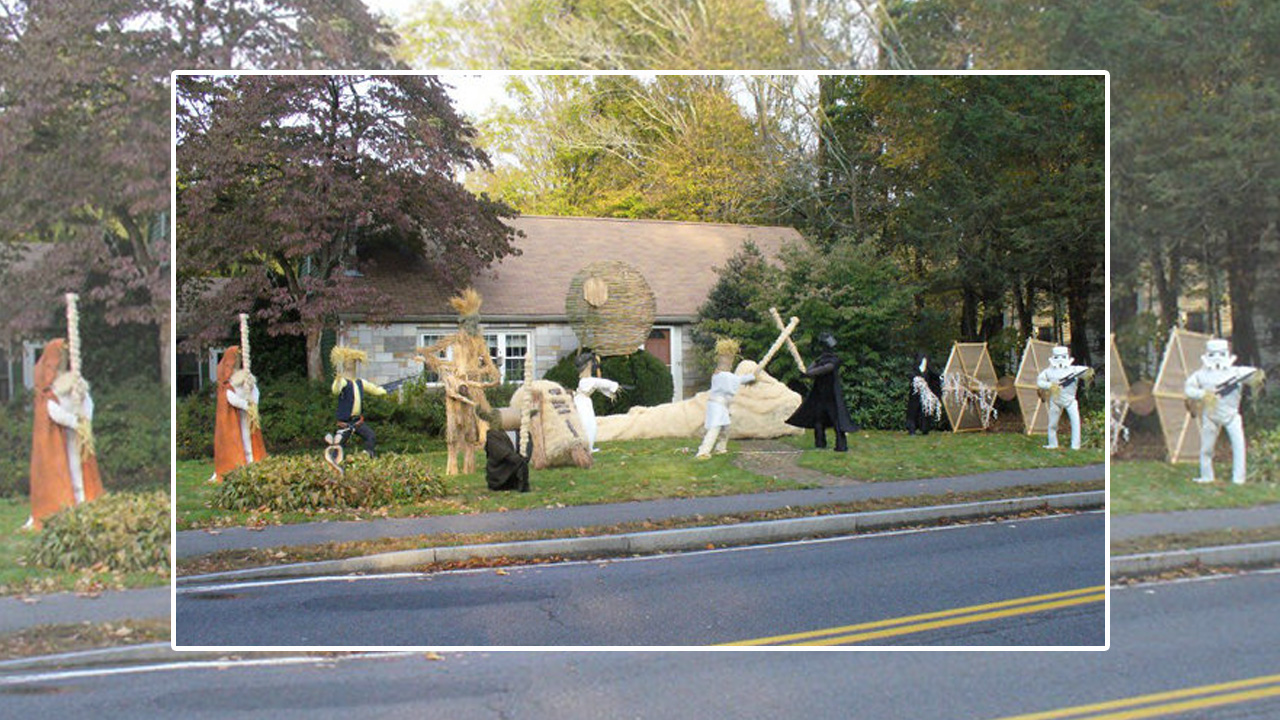 Star Wars Halloween Decoration Ideas - made of hay