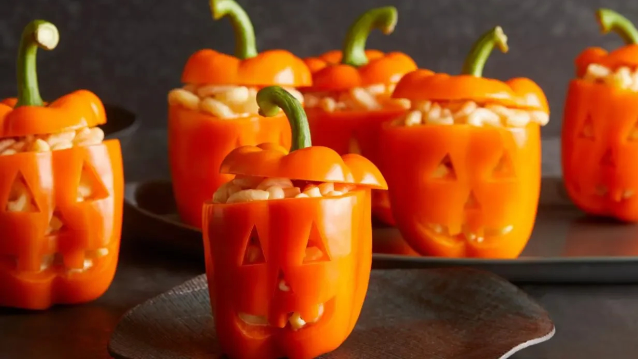 Mac-O-Lantern and Cheese Bowls