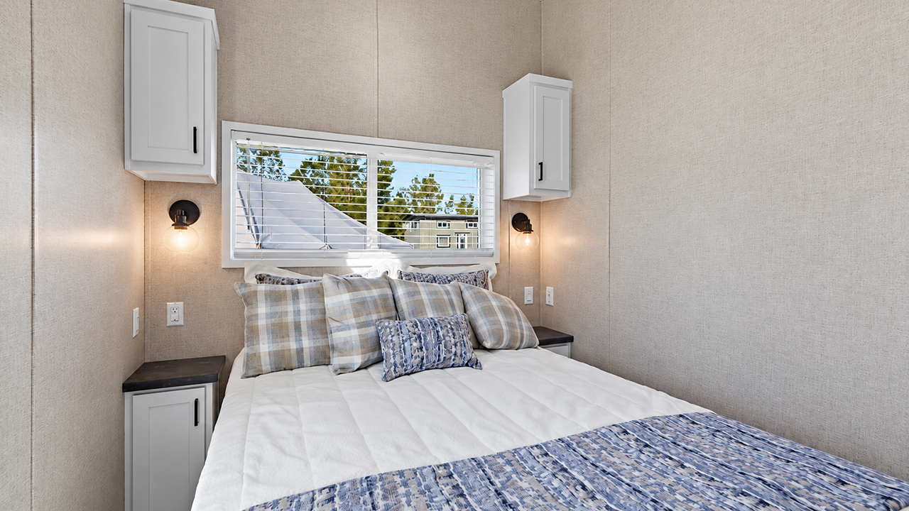 Northridge tiny house bedroom