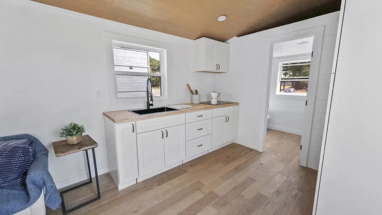 32 ft. Modern Tiny House_kitchen