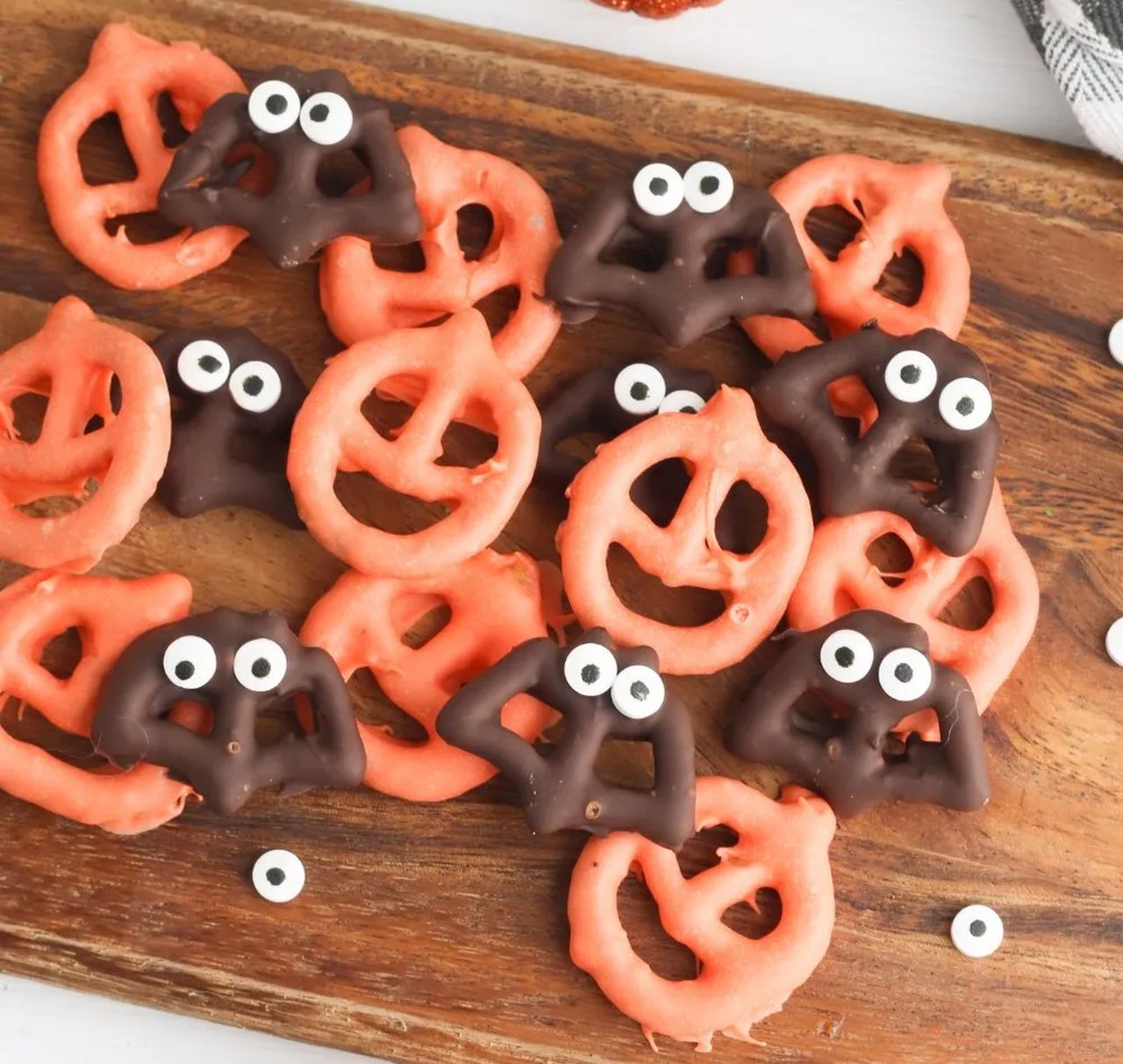 Halloween Pretzels