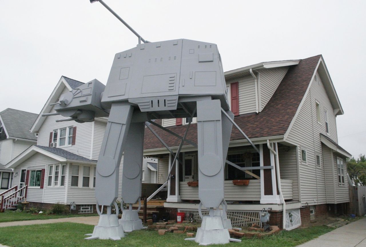 Star Wars Halloween Decoration Ideas - AT-AT Walker Replica